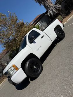 2011 SILVERADO SHORT BED