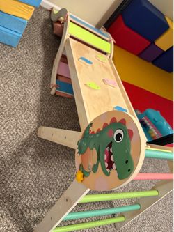 Foldable jungle gym