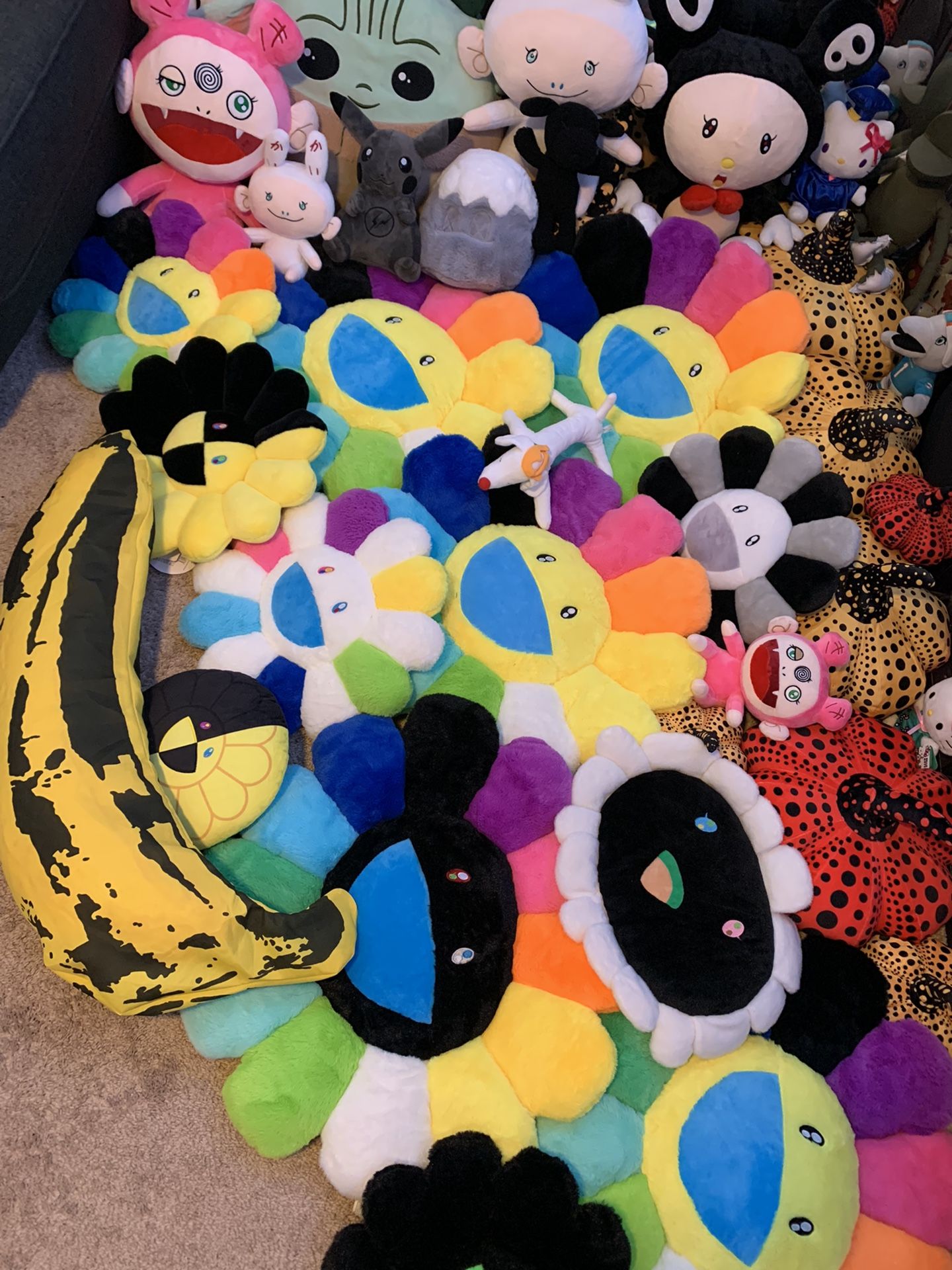 Stuffed Pillows Hype Murakami Kaws Warhol Pikachu Supreme