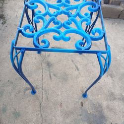 Metal Plant Stand