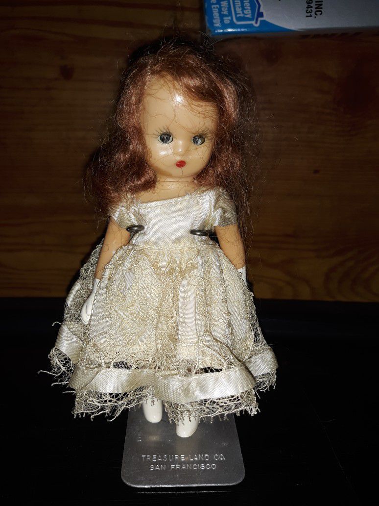 Beautiful Vintage Collectible Storybook Doll