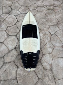 5’5 Surfboard