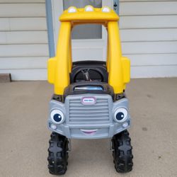 LITTLE TIKES COZY TRUCK