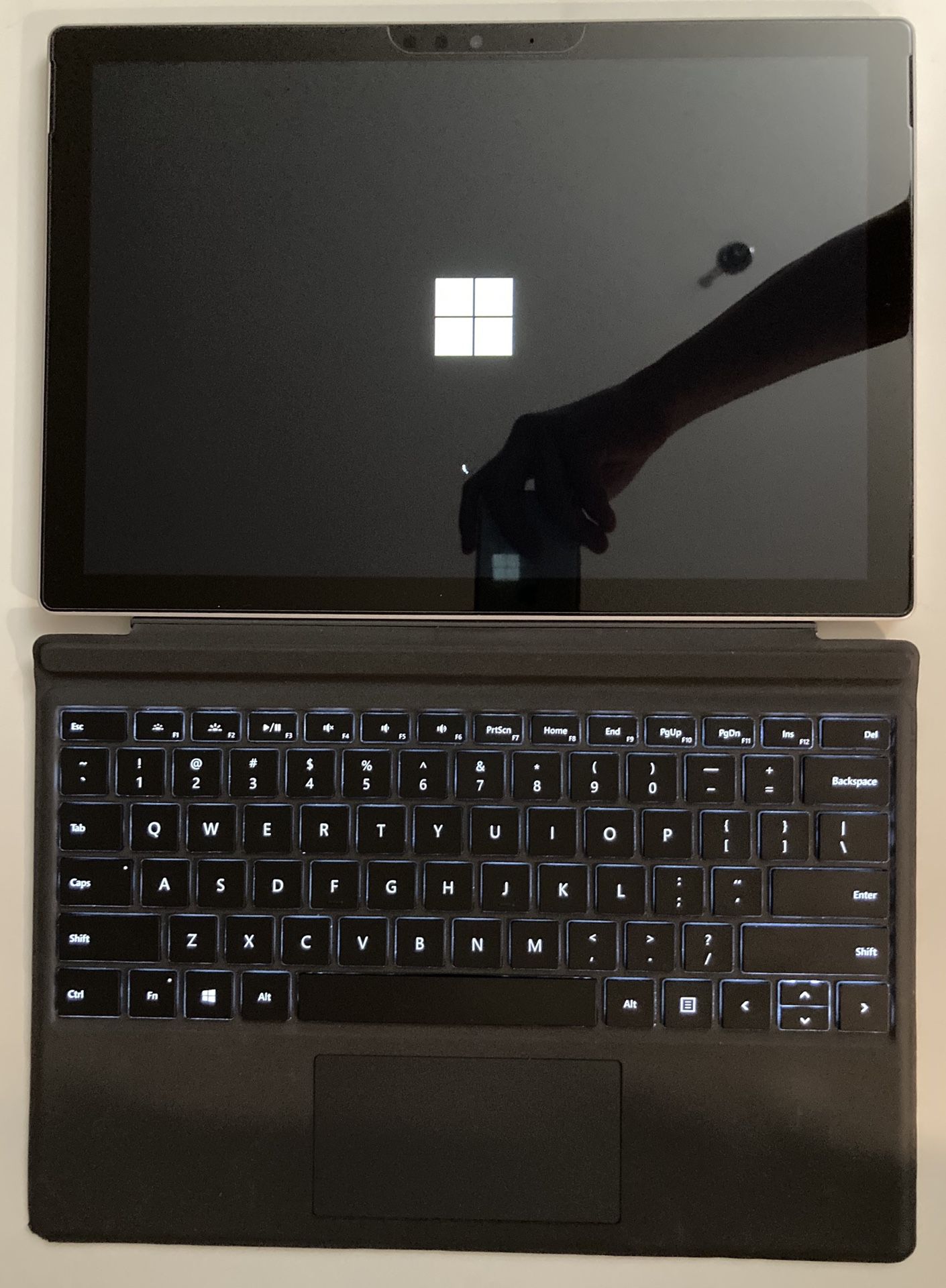 Surface pro 5 with docking station