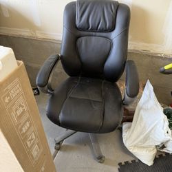 Office Chairs 