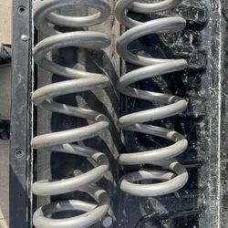 rough country Lift Springs 