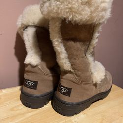Ugg