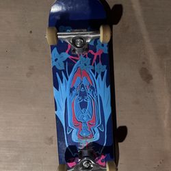 Skateboard