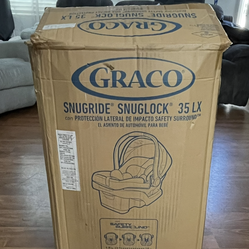 Graco infant carseat