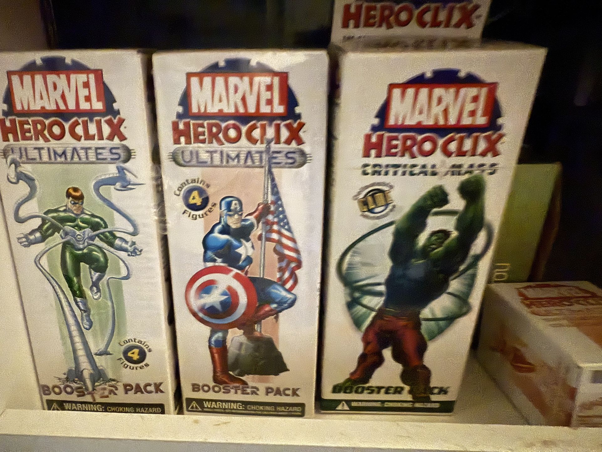 Marvel Hero Clix Booster Pack With 4 Action Figures