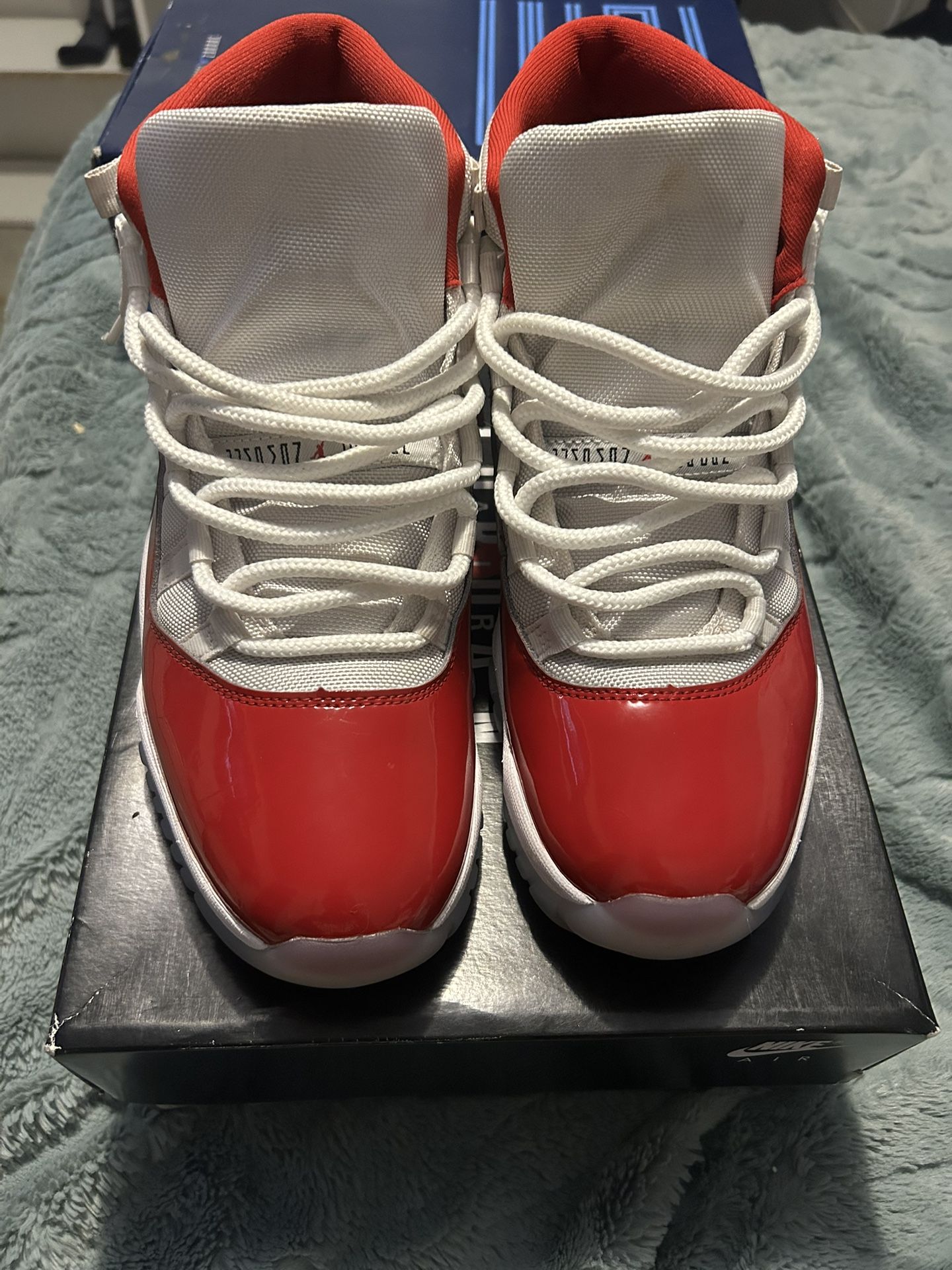 Air Jordan 11 Retro 'cherry'