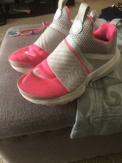 Size 1 pink gray Nike