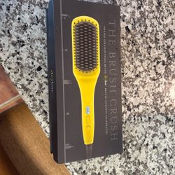 Dry Bar Heat Straightening Brush 