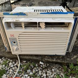 5,000 BTU Air Conditioner