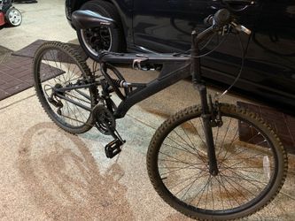 Hyper Mountain Bike
