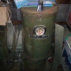 Vacumn For Metal Filing Etc.. In Machine Shop