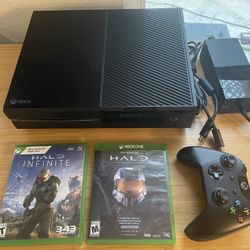 Xbox One Halo Bundle With Controller