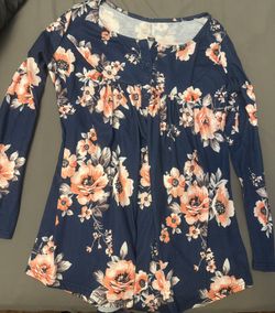 Women’s Long Sleeve Medium Blouse 