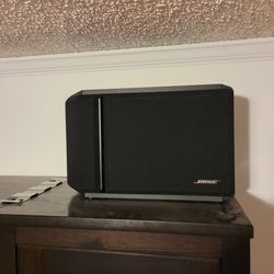 2 Bose Shelf Speakers