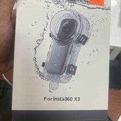 Insta360 X3 Invisible Dive Case(New) - Waterproof Up to 50m (164ft)