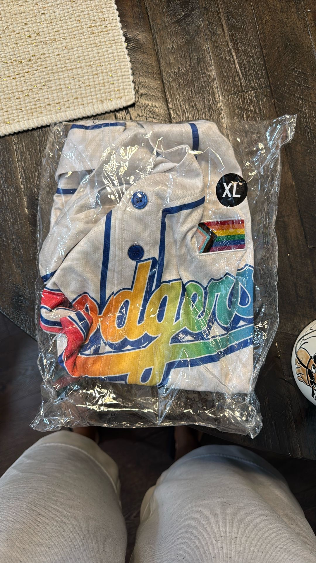 2025 Dodgers pride Shirt Size XL
