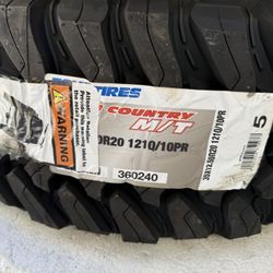 35x12.50R20 4 new tires toyo open country M/T