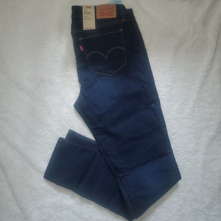 Levis