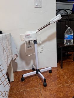 Facial steamer