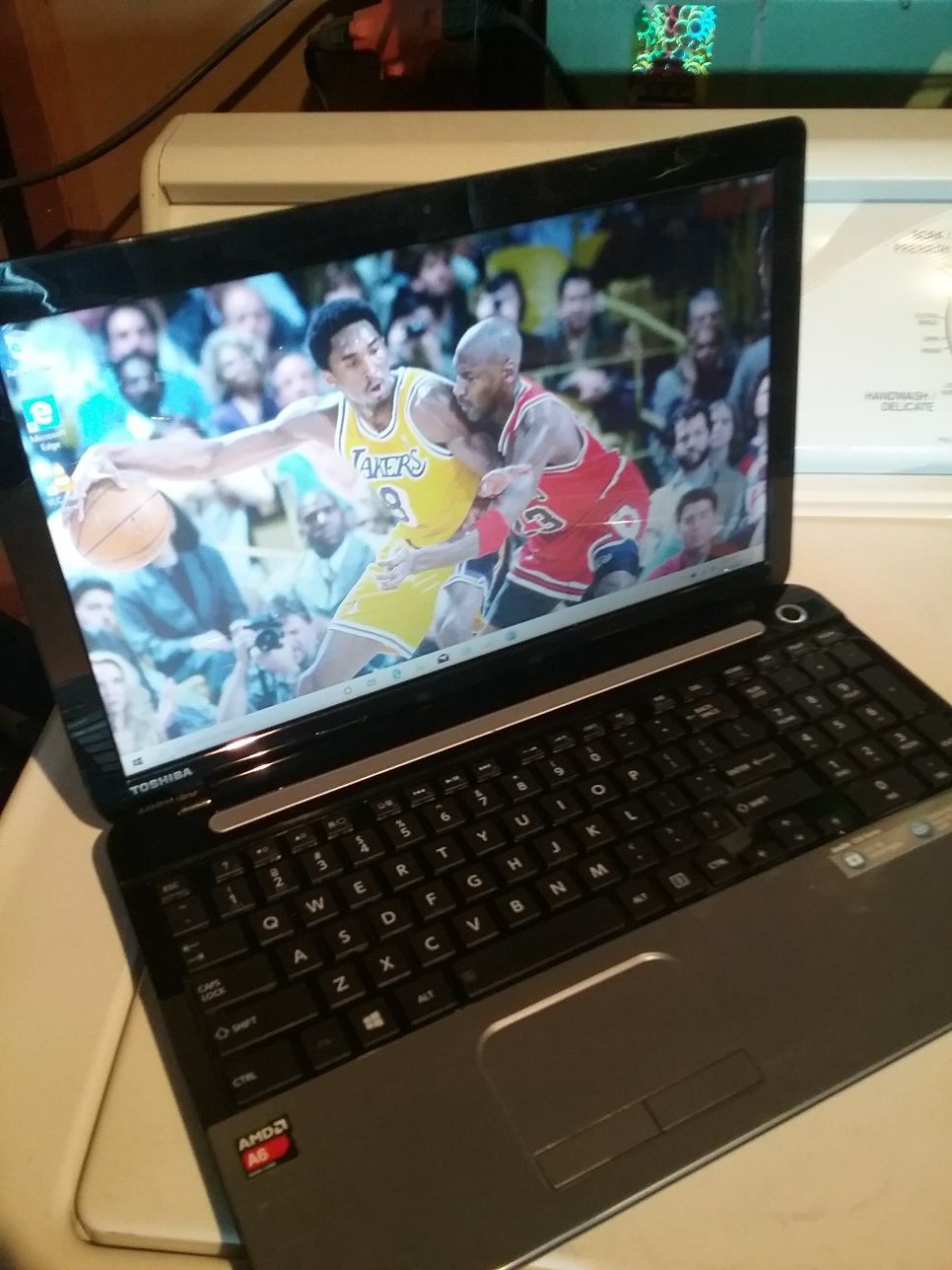 Toshiba Satelite C55 Windows 10 Laptop with Microsoft Office, WiFi and Webcam