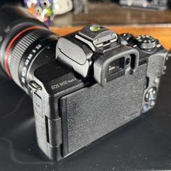 Canon M50 Mark II