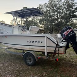 2001 Trophy Center Console