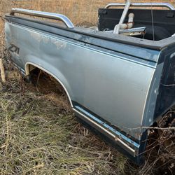 1994 Chevy Silverado Truck Bed And Other Parts