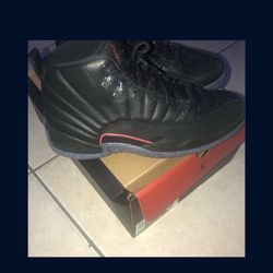 JORDAN 12s