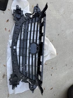 Mazda 3 2018 Front Grill