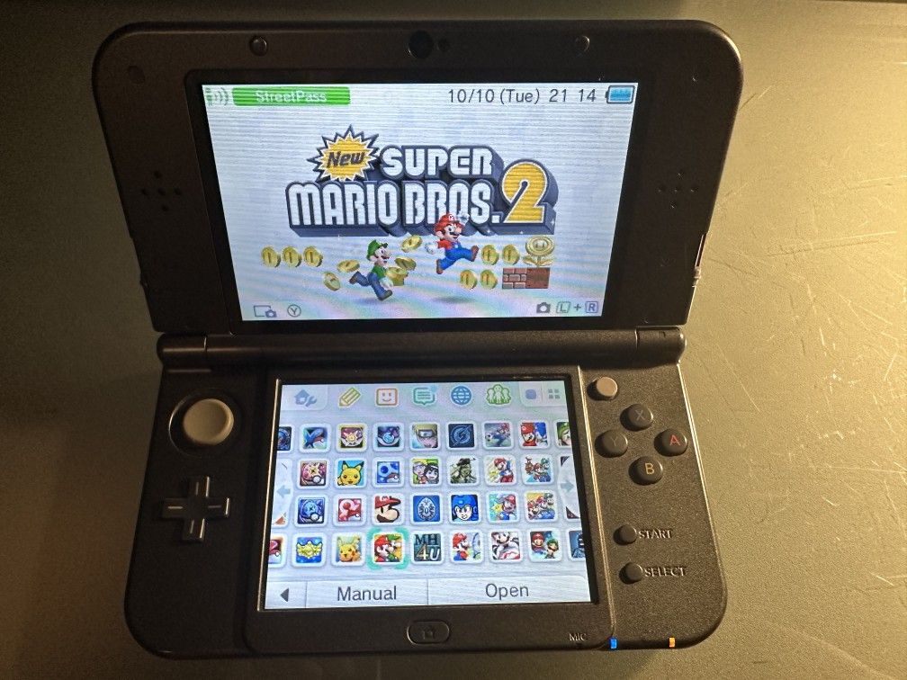 Black (New) Nintendo 3DS XL with Many Games