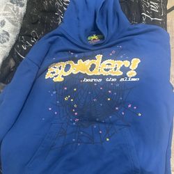 Spider Hoodie Size Large 