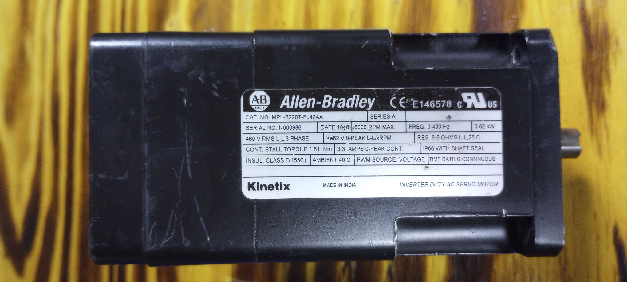Allen Bradley MPL-B220T-EJ42AA