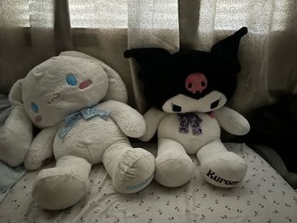 Gigantic Build a Bears