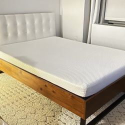 Queen Bed + Mattress Set – Great Condition – $550