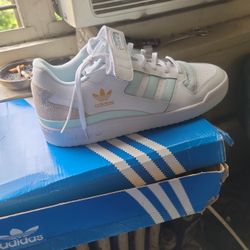 Adidas Forum Low Size 12
