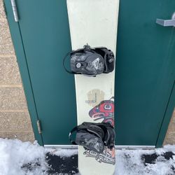 Liquid 130cm Snowboard W/Roxy M Bindings 