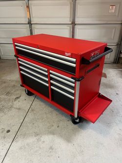 New Milwaukee High Capacity 46 in. W x 22.1 in. D 10-Drawer Rolling Tool Cabinet