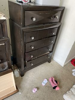 Dresser Set