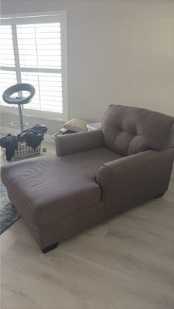 Gray Fabric Chaise Lounge Chair