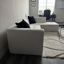 Cozy Lightweight Minimalist L-Shaped Sectional Couch with Free Carpet