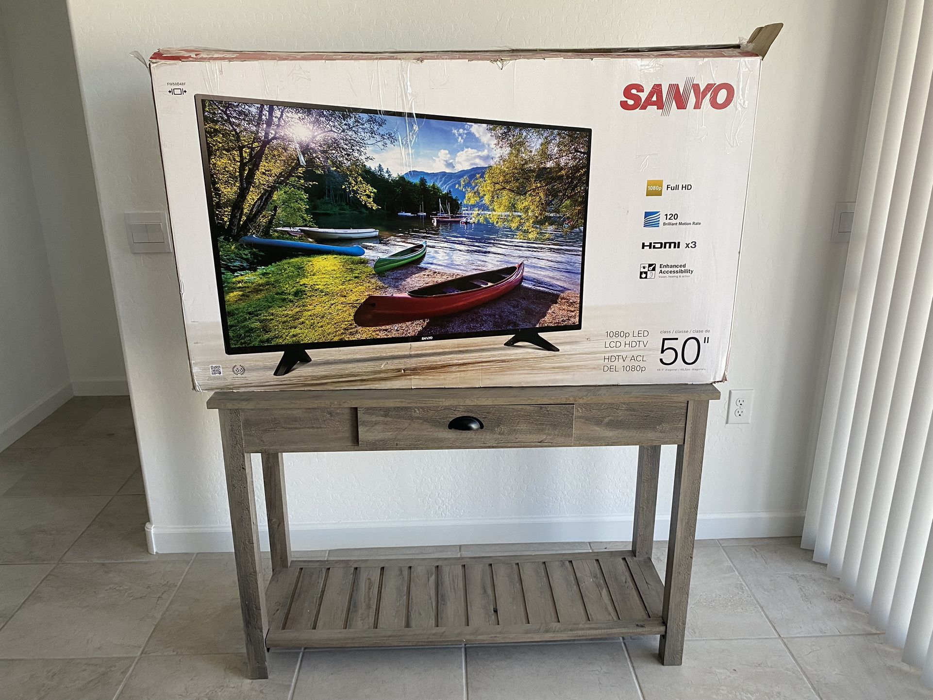 50inch Sanyo TV LCD HD With Stand