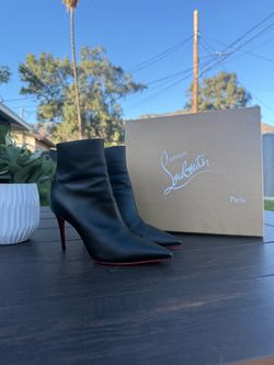 Christian Louboutin So Kate Booty 85 Black Leather Ankle Boots – Size 38