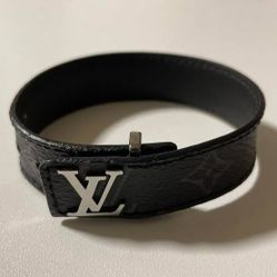 Black Lv braclet 