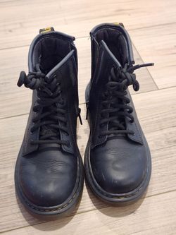 Dr. Martens kids size 13