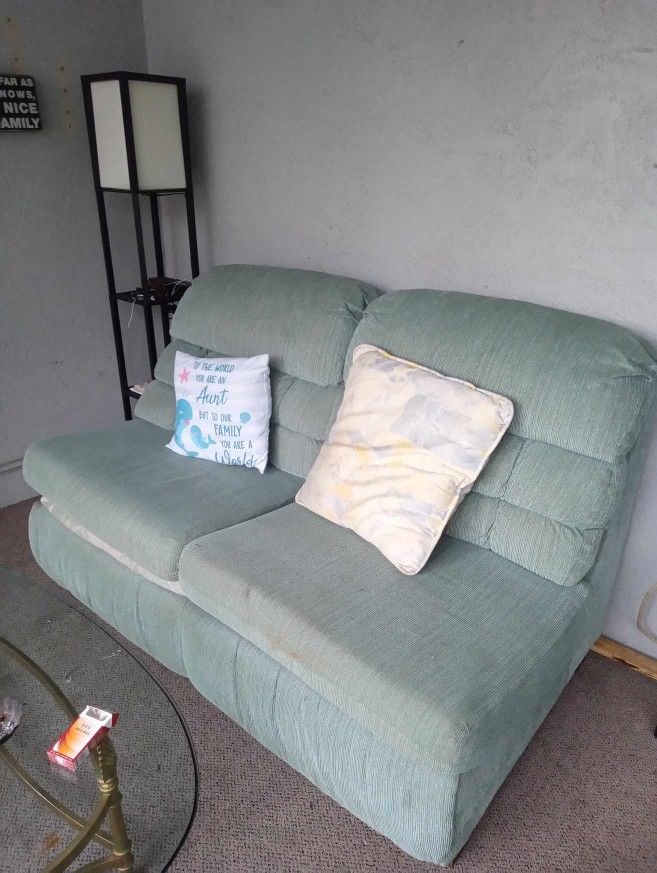 Love Seat Couch/Bed
